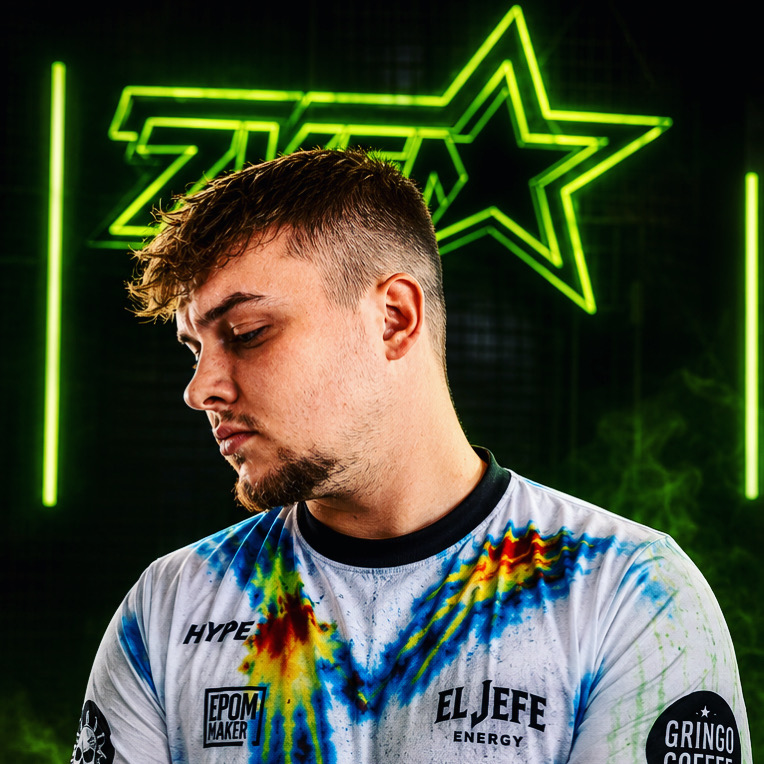 MrButler wearing his 7VEN jersey